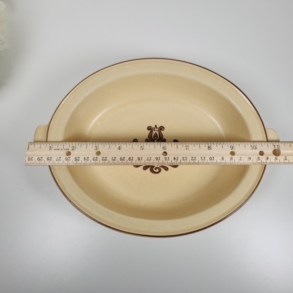 Vintage Pfaltzgraff Village Oval Stoneware Serving Bowl 10" x 8"- Casserole Dish - Picture 5 of 7